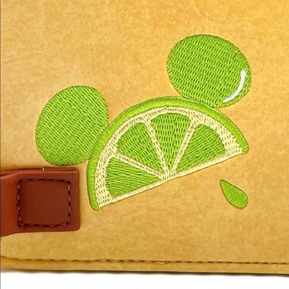 Loungefly taco Mickey - Picture 9 of 9